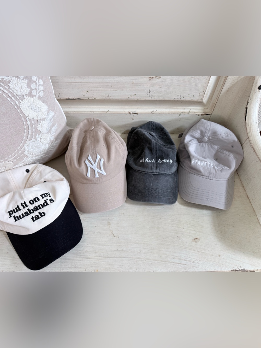 Womens baseball hat LOT